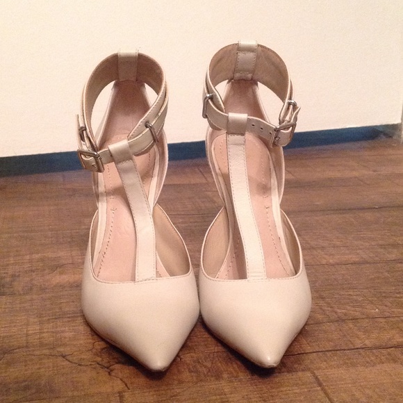 Auth Elizabeth and James elegant high heels