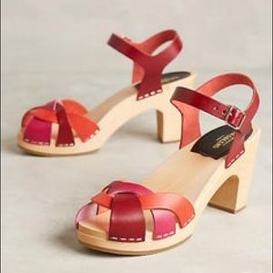 ✨Swedish hasbeens kringlan clogs size 37✨