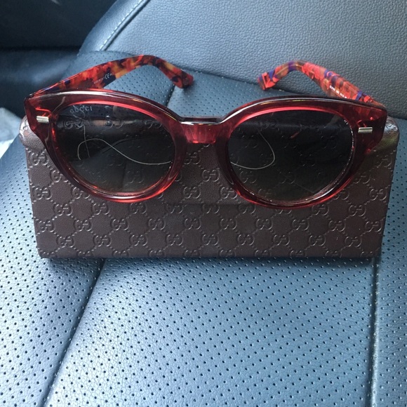 Gucci Dark Red tortoise sunglasses main image 4