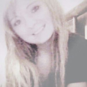 Meet your Posher, Paige