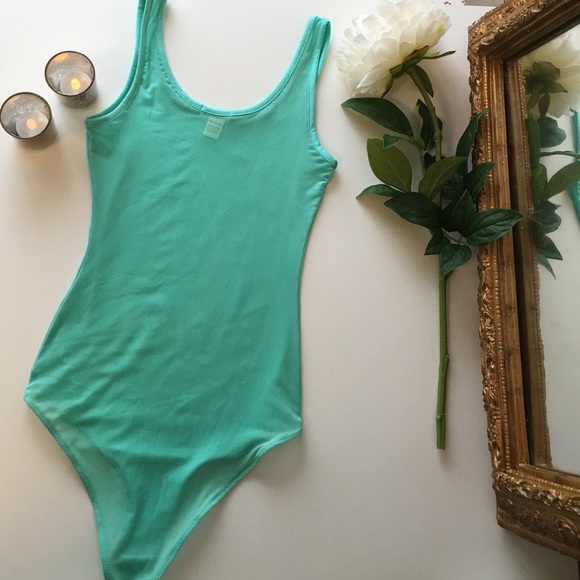 💐Mint Sheer Back Bodysuit - Picture 4 of 4