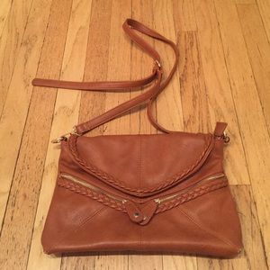 ✨ Saddle Braid Purse with Adjustable Strap! ✨