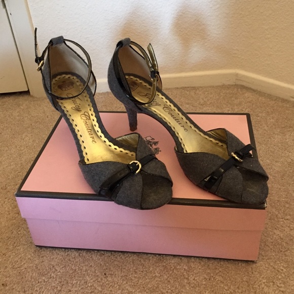 Juicy Couture Gray Cloth Sandles - Picture 1 of 4