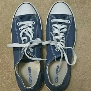 Dark blue All Star Converse