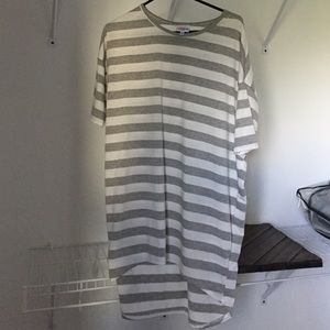 Lula Roe Irma size S