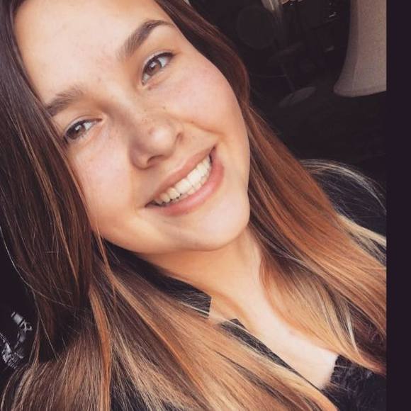 Meet your Posher, Johannah