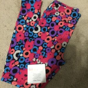 LuLaRoe OS leggings