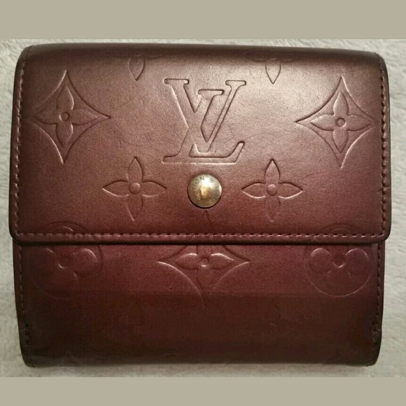 !Louis Vuitton Monogram Embossed Wallet!