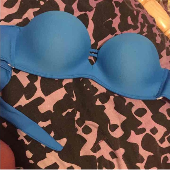 Bombshell bikini