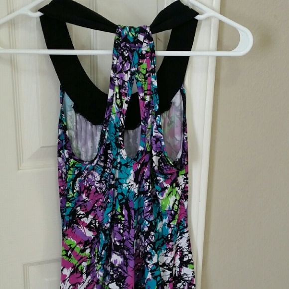 Floral halter top - Picture 1 of 3