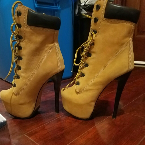 Zigi Timberland style Boots