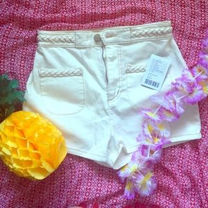 New Urban High-waisted shorts