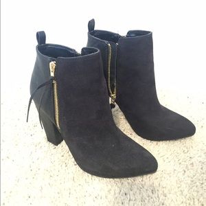 Black suede pointed booties