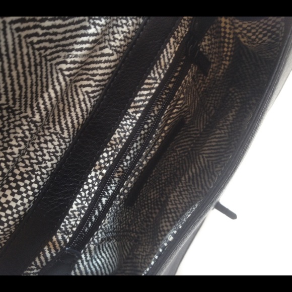 Rebecca Minkoff Love Crossbody Bag Black - Picture 4 of 4