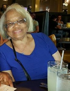 Meet your Posher, Cleo