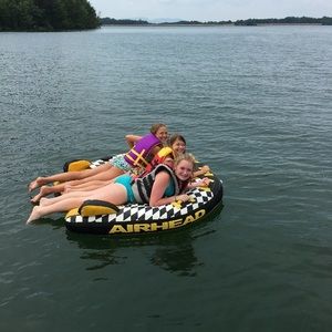 Meet your Posher, Sadie