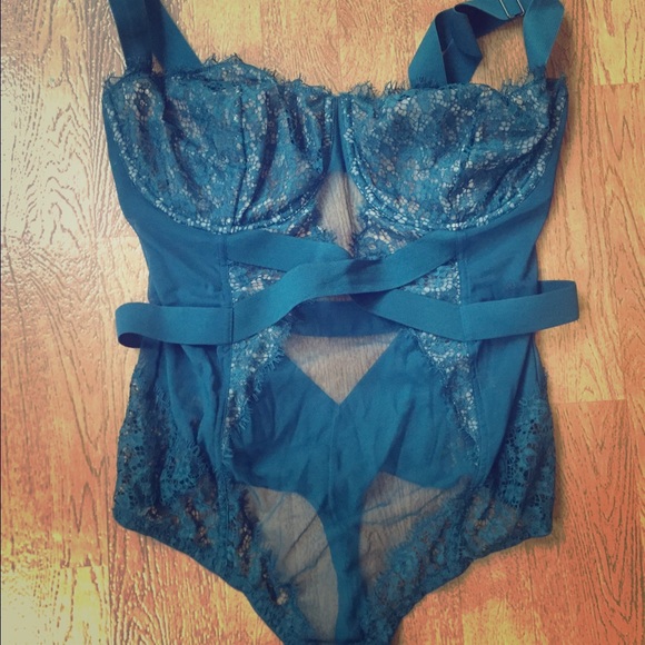 NWT Victoria secret