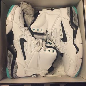 Nike Air Command Force