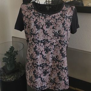 💖💖J. Crew adorable silky flowery T-shirt💖💖