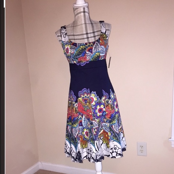 ๐๐ NINE WEST MULTI-COLORED DRESS - Picture 1 of 2