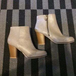 Qupid Chunky Heel Boots
