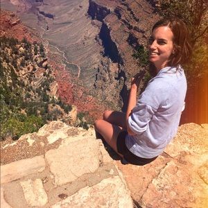 Meet your Posher, Emily