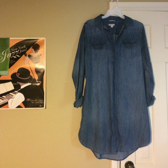Long sleeved denim button down dress 👓