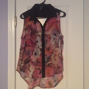 Floral Collared Button Down