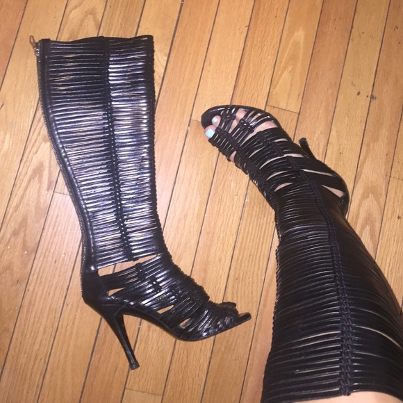 Singrid Morrison cut out high leather boots - Picture 1 of 3