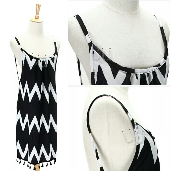 Black and white zigzag mini dress cute adorable - Picture 3 of 4