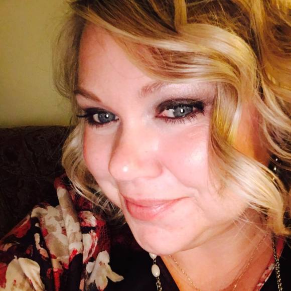 Meet your Posher, Peggy