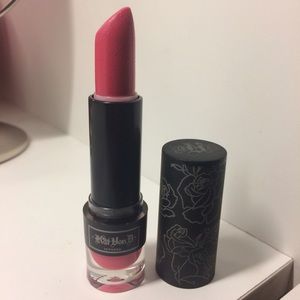 Kat Von D - Painted Love Lipstick -Backstage Bambi