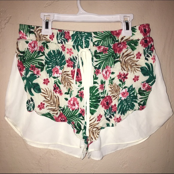 Tropical layered flowy shorts