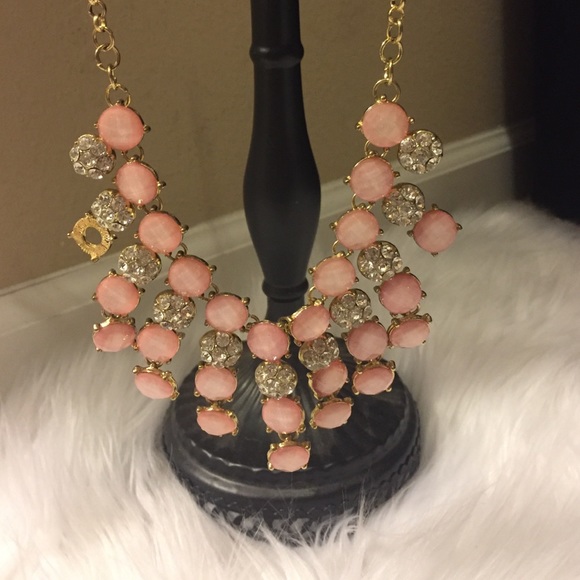 Statement necklace - Picture 2 of 2