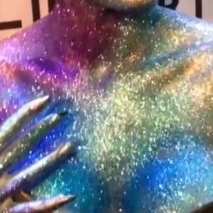 Meet your Posher, Holly