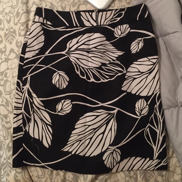 Ann Taylor Loft skirt floral