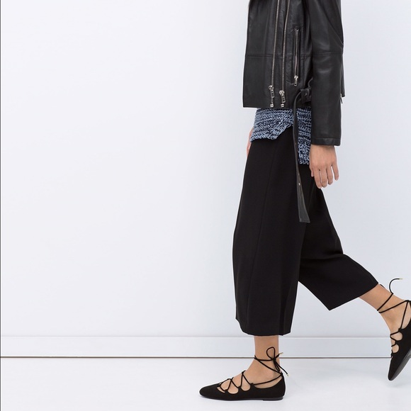 Zara Shoes - BALLERINA LACE UP FLATS // size 6