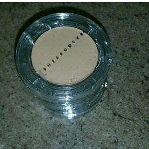 4 Sheercover concealers brand new and sealed