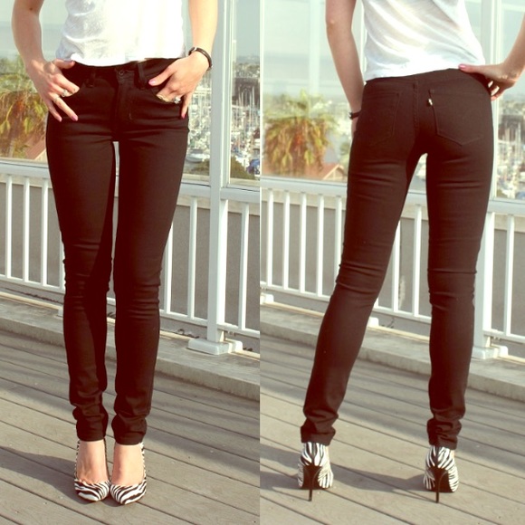 Black Levi Skinny High Waisted Jeans
