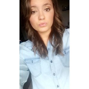 Meet your Posher, Hayley