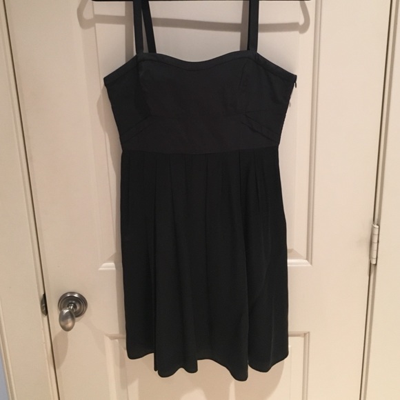 THEORY perfect little black dress