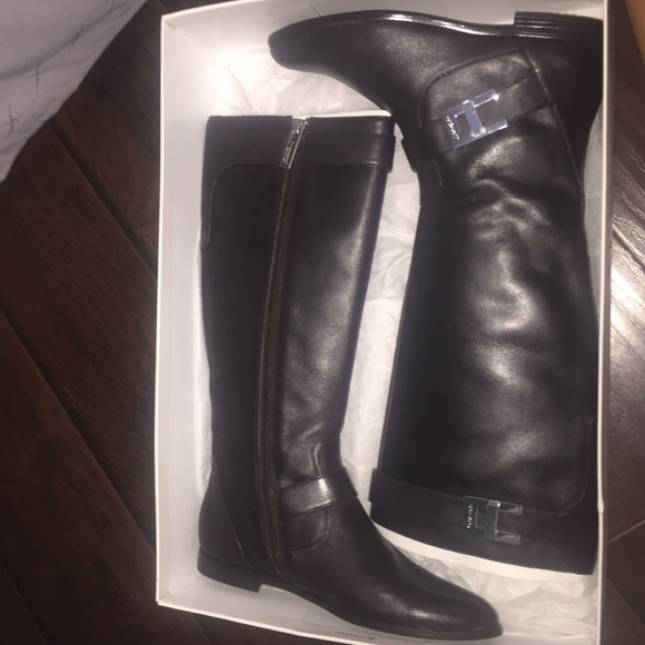 Calvin Klein boots - Picture 1 of 2