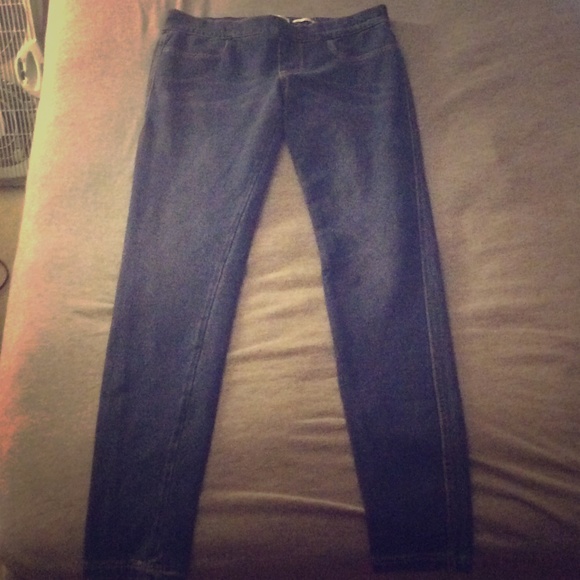 Gilly Hicks Jeggings