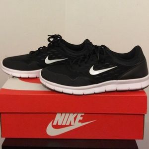 Black Nikes - Size 8