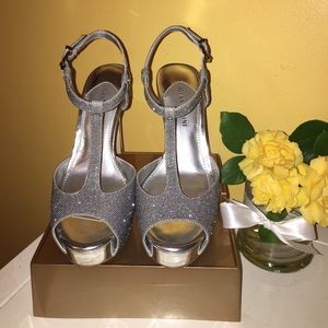 SILVER METALLIC GIANNI BINI TRACI HEELS