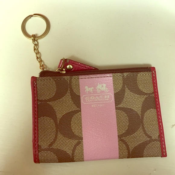 COACH pink mini wallet