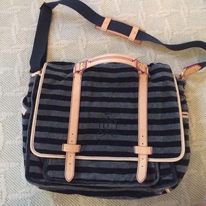 Juicy Messenger Bag