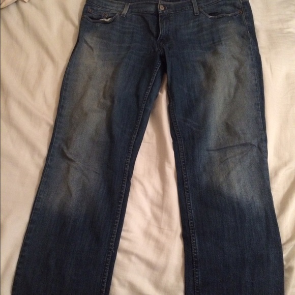 Distressed Levi Jeans