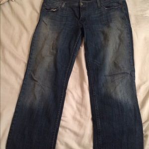 Distressed Levi Jeans