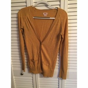 Mustard yellow boyfriend cardigan, size XS